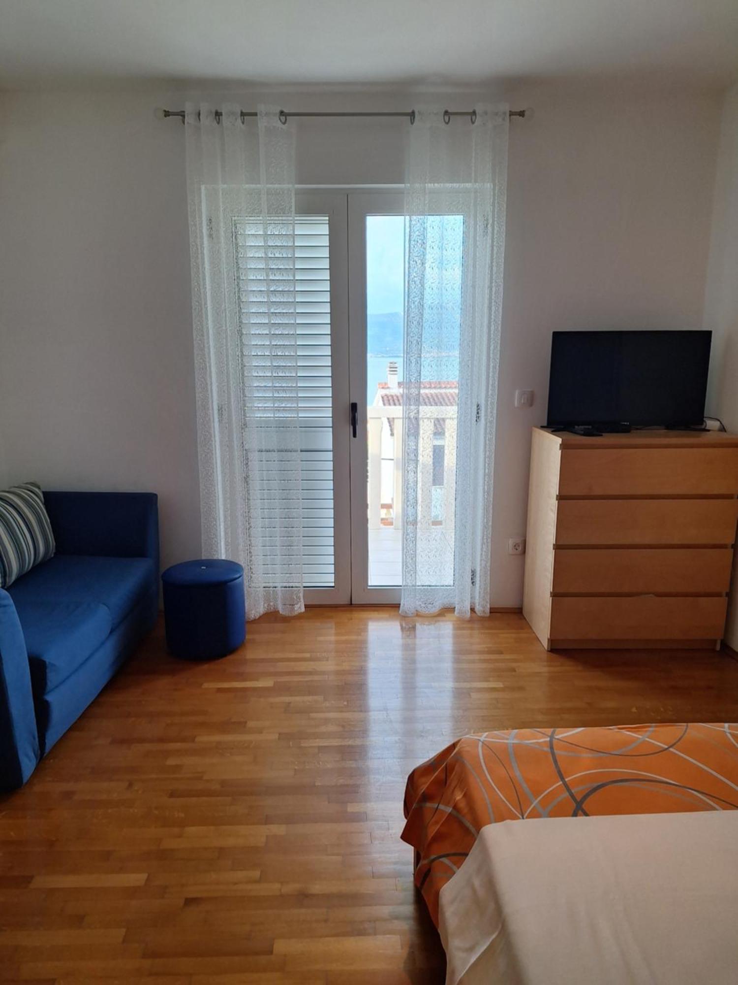 Apartments Romana Slatine Bagian luar foto