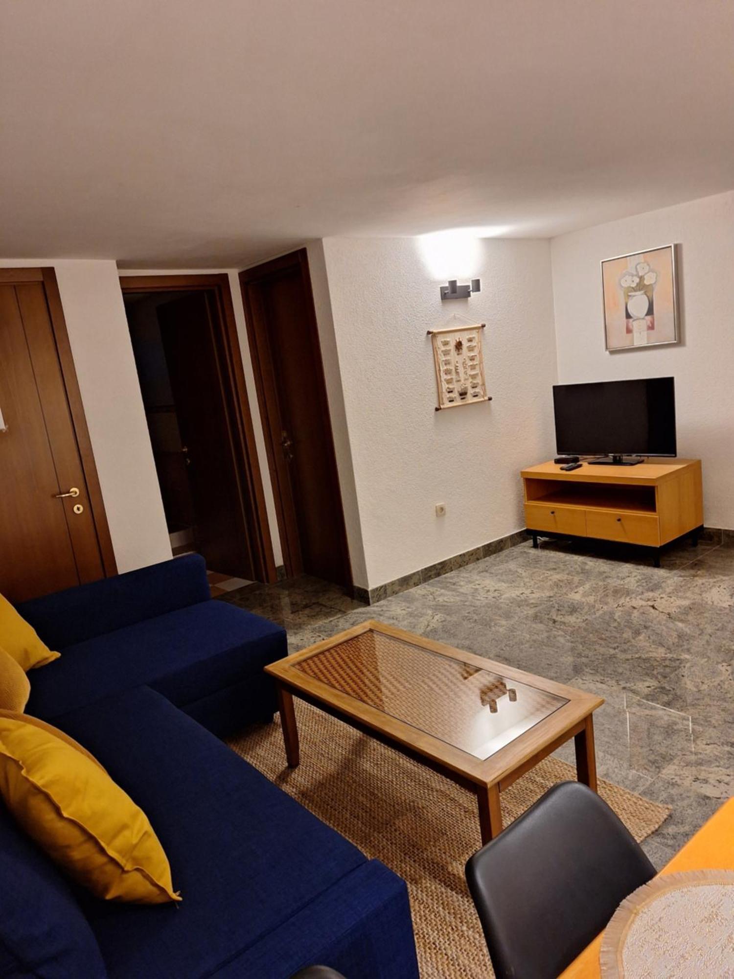 Apartments Romana Slatine Bagian luar foto