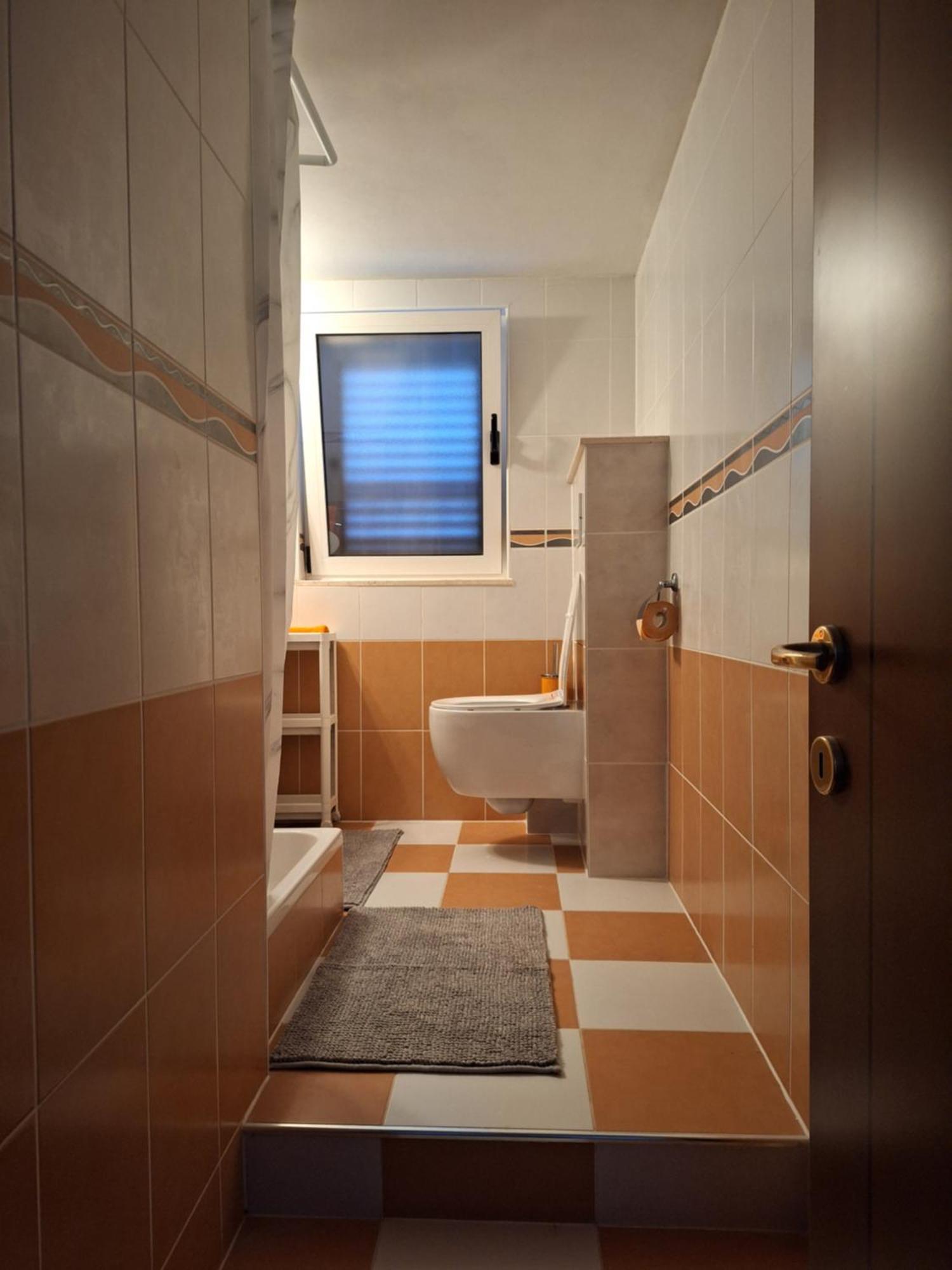 Apartments Romana Slatine Bagian luar foto