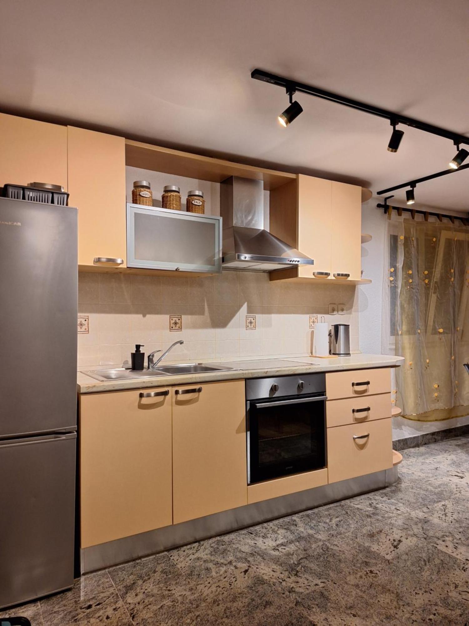 Apartments Romana Slatine Bagian luar foto