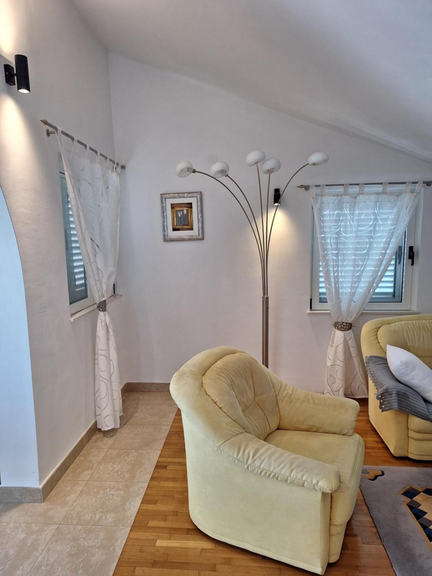 Apartments Romana Slatine Bagian luar foto