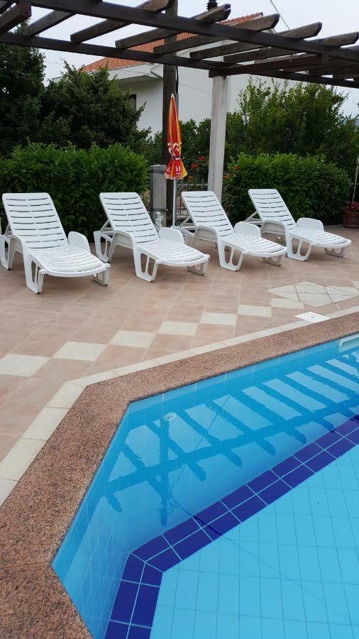 Apartments Romana Slatine Bagian luar foto